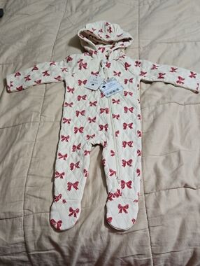 Kate Quinn Cream Quilted Hooded One-Piece with Red Bow Print Size 3-6 Months NWT